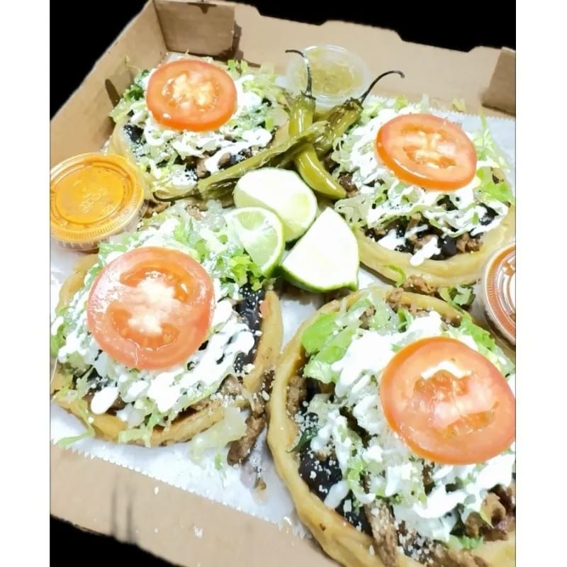 Sopes.